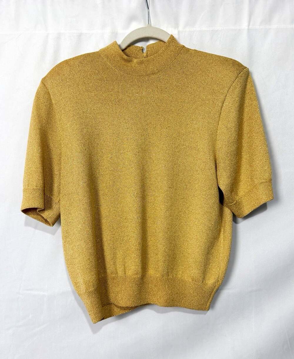 St. John Separates Gold Knit Sparkle Short Sleeve Pullover Sweater Women’s